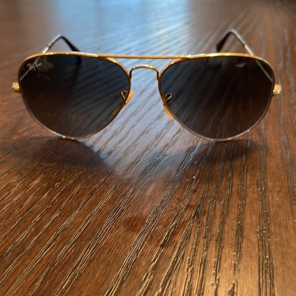 Ray-Ban Classic Aviators with case